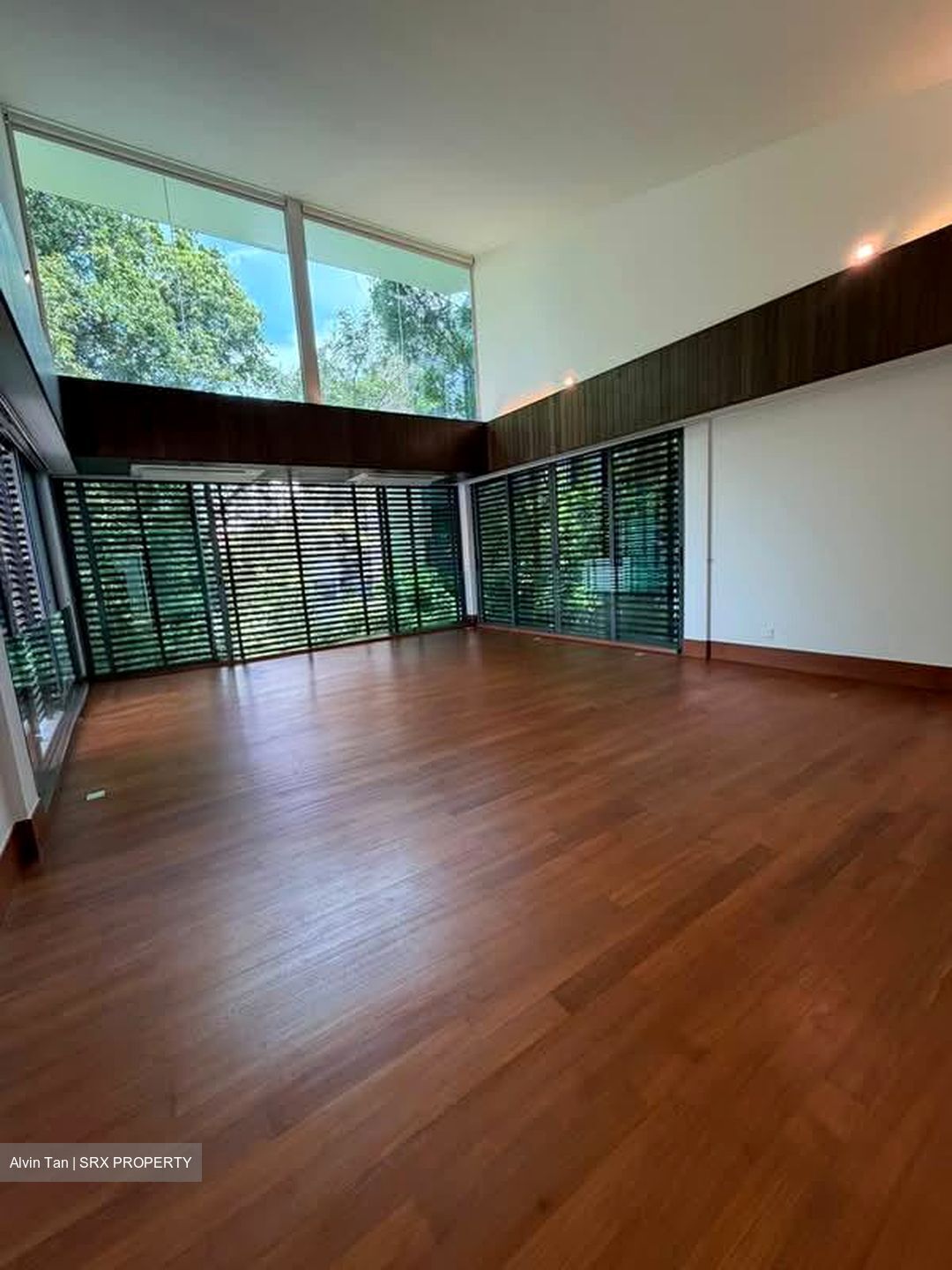 Ford Avenue (D10), Detached #546921741